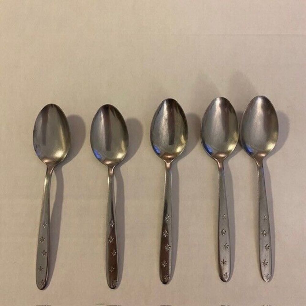 CG Stainless Japan Teaspoons Fleur de Lis Vintage MCM Lot of 5